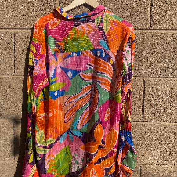 Rococo Sand Plum Shirt in Mix Fruit Medium Womens Button Down Blouse Top - Picture 11 of 12